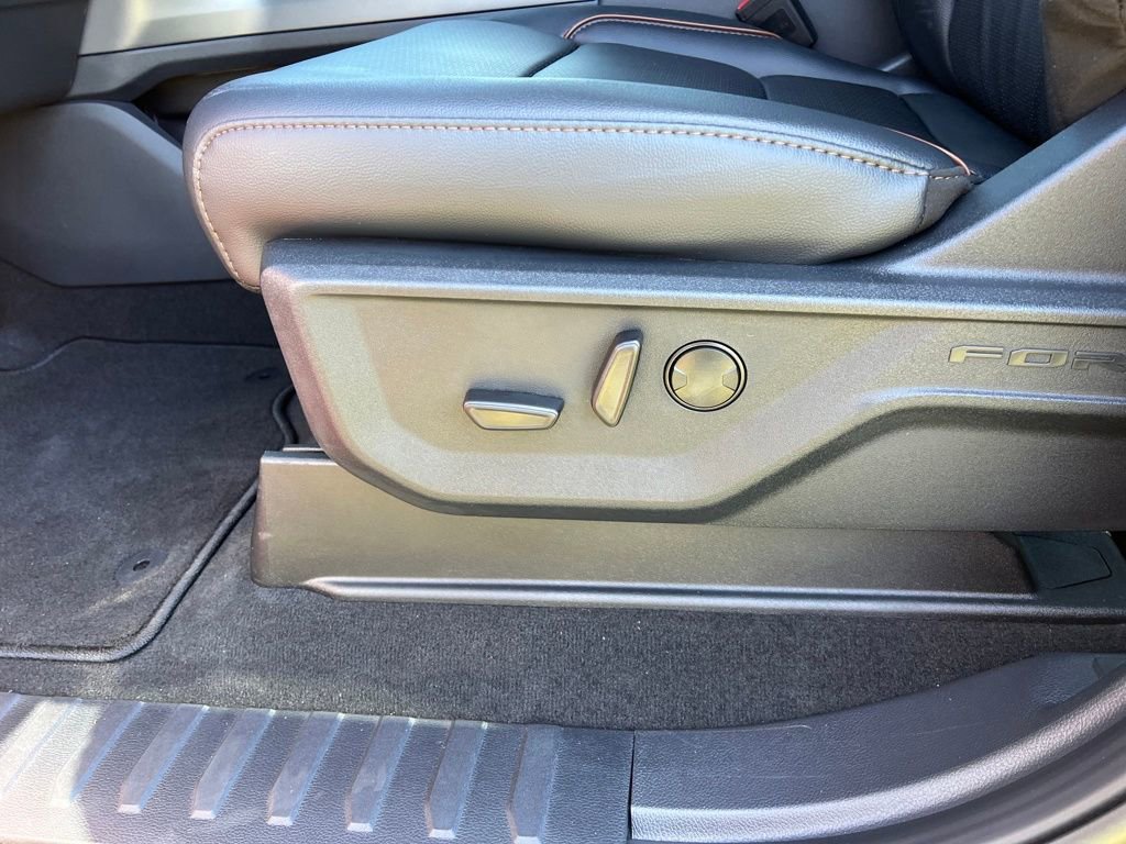 New 2026 Ford F250 Lariat w/ Chrome Package image 12