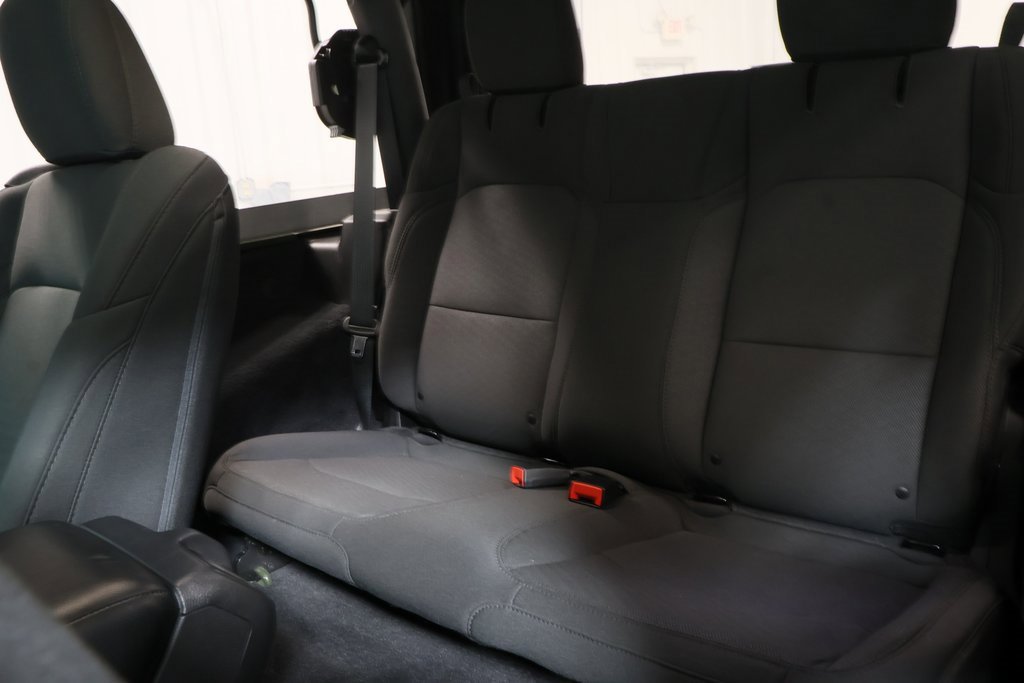 Used 2023 Jeep Wrangler Sport image 19