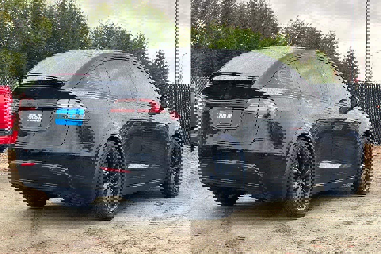 Used 2019 Tesla Model X Long Range image 3