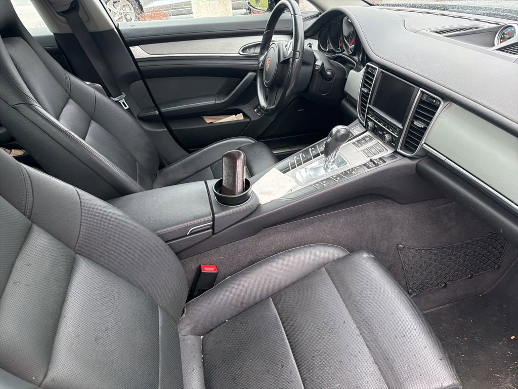 Used 2015 Porsche Panamera 4 AWD/4WD image 78