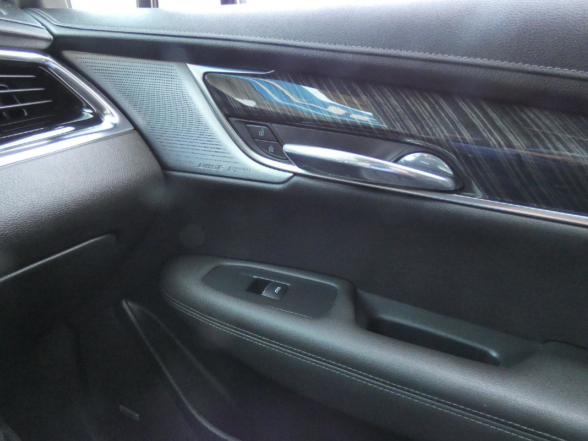 Used 2021 Cadillac XT6 Premium Luxury image 25