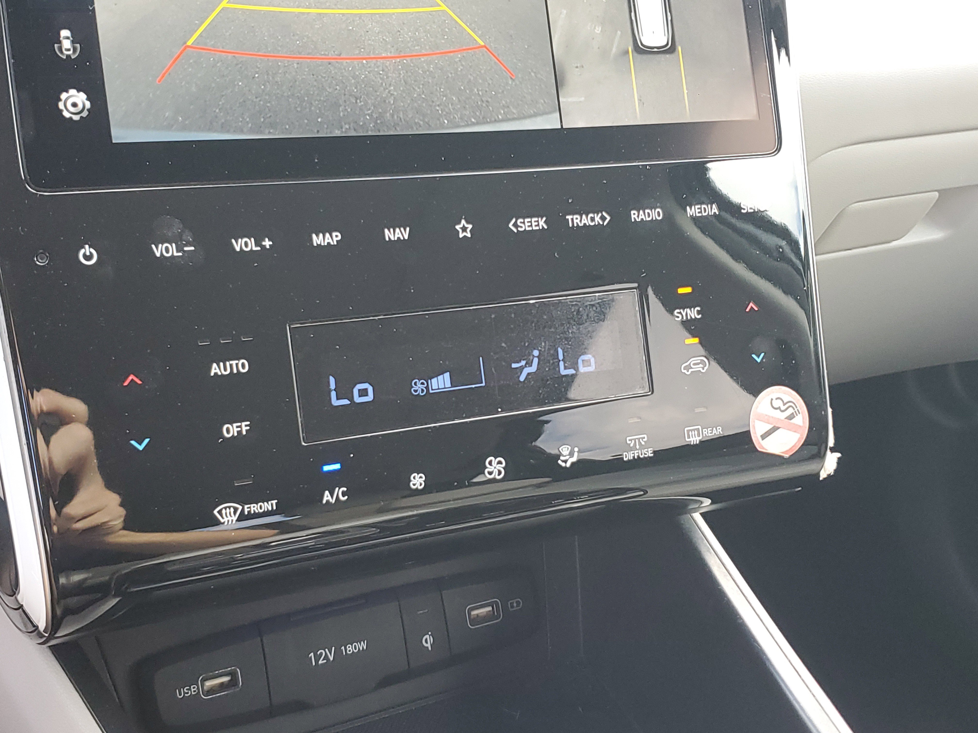 Used 2024 Hyundai Tucson Limited image 28