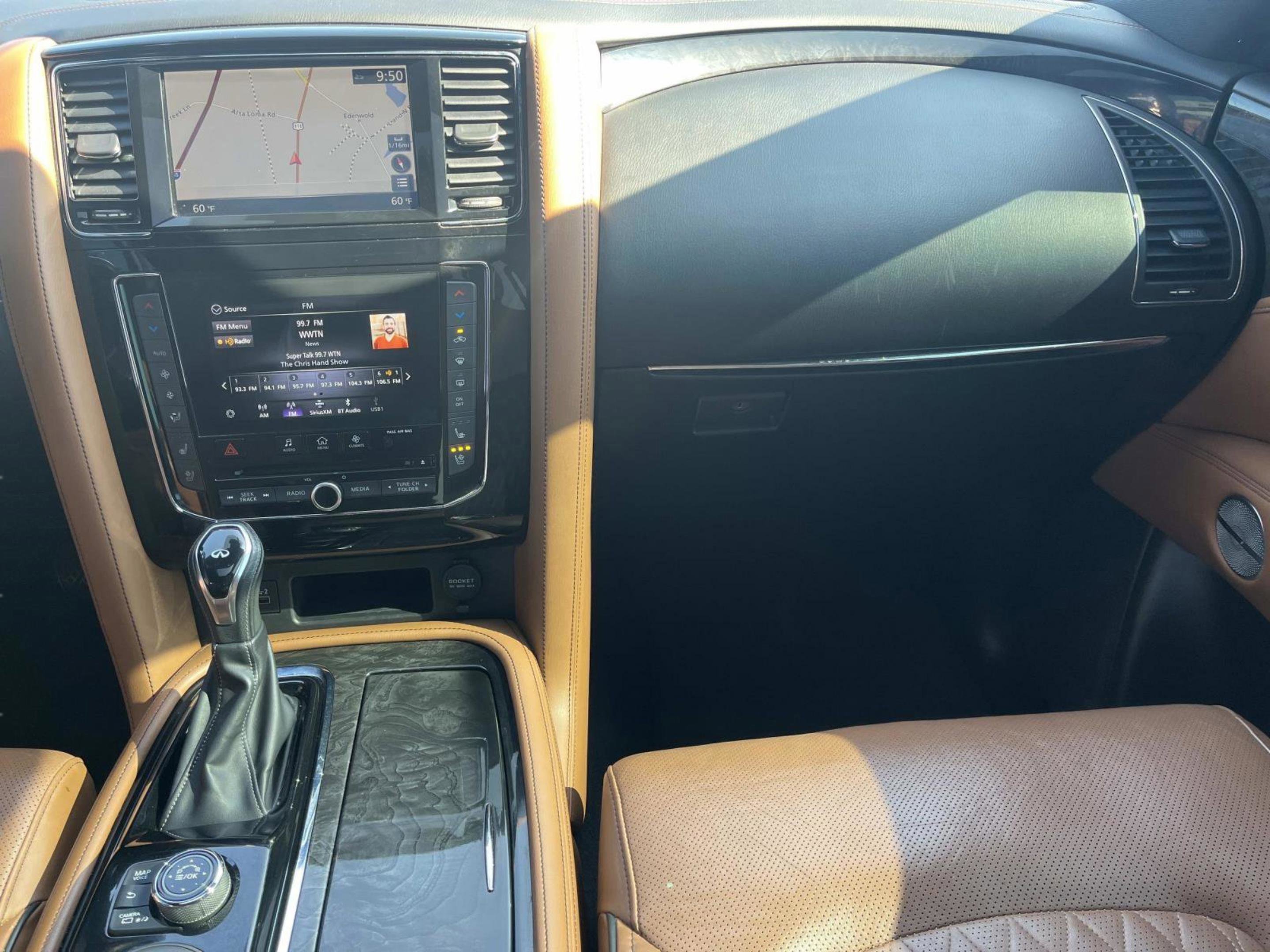 Used 2021 INFINITI QX80 Sensory w/ All-Season Package image 10