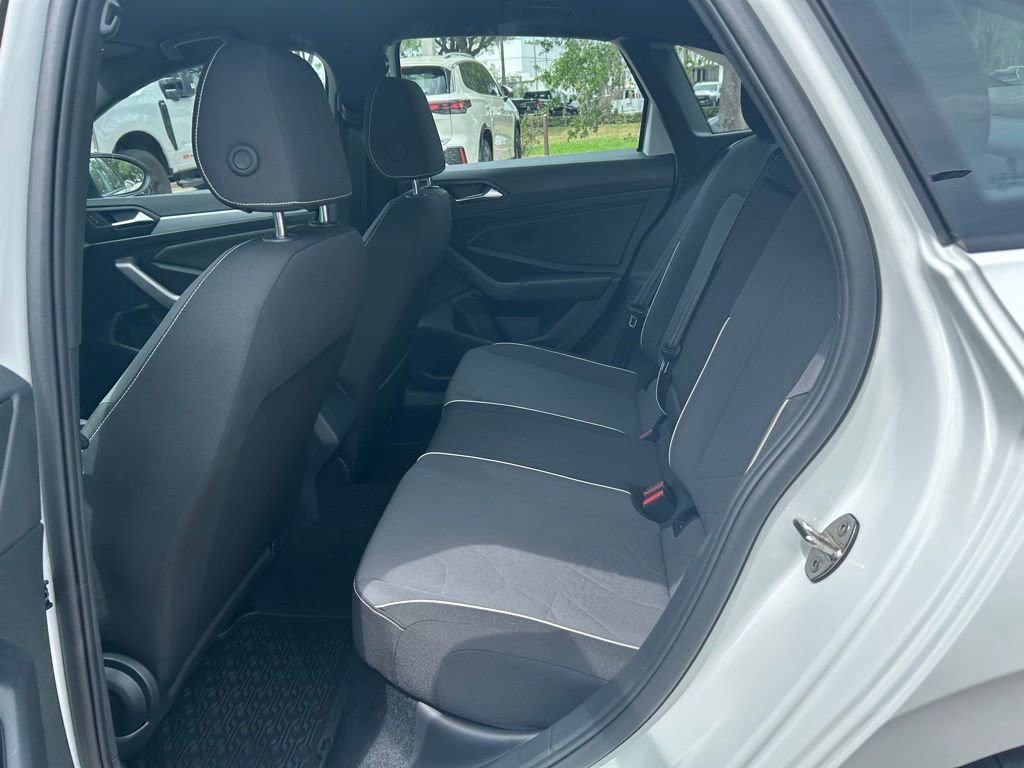 Used 2025 Volkswagen Jetta Sport image 42