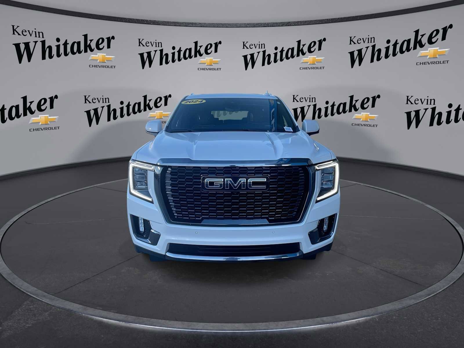 Used 2024 GMC Yukon Denali Ultimate image 3