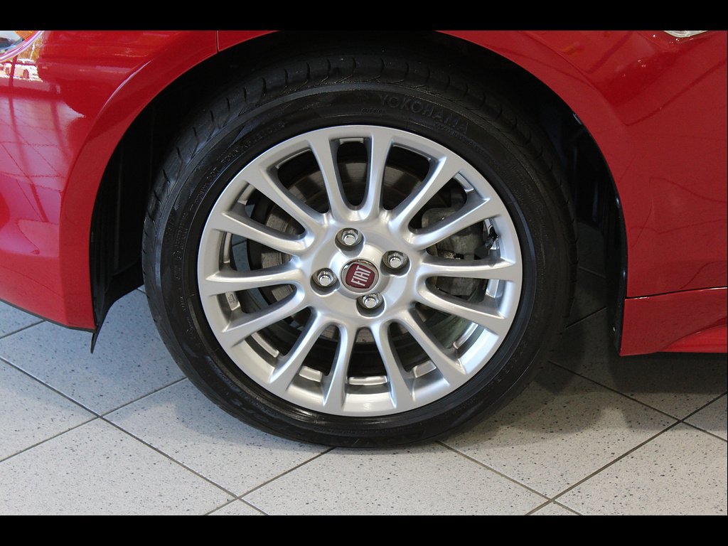 Used 2019 FIAT 124 Spider Classica w/ Technology Group RWD image 9