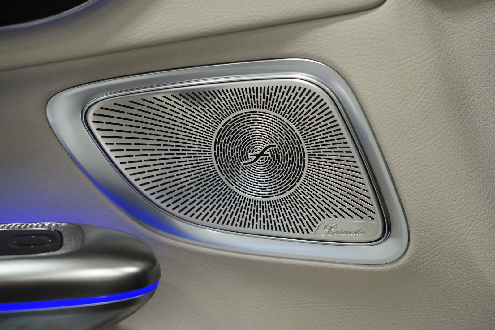 New 2026 Mercedes-Benz CLE 300 4MATIC Cabriolet image 32