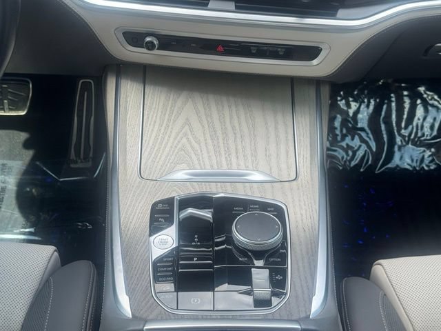 Used 2024 BMW X7 M60i w/ Climate Comfort Package AWD/4WD image 26