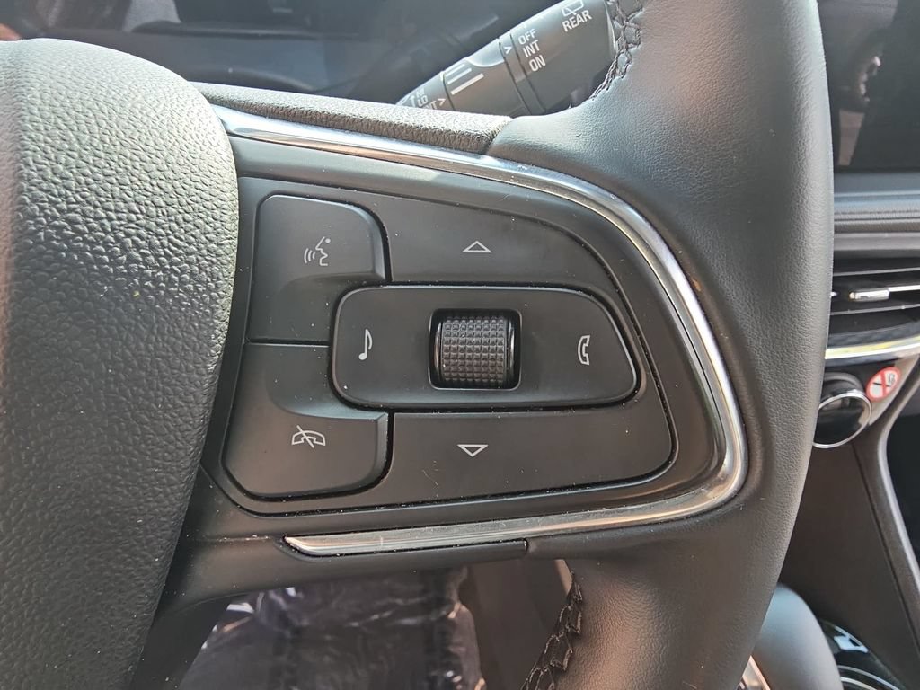 Used 2024 Buick Encore GX Sport Touring AWD/4WD image 17