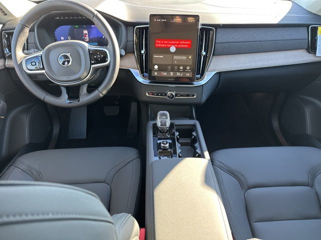 New 2026 Volvo XC90 B5 Core w/ Protection Package Premier image 11