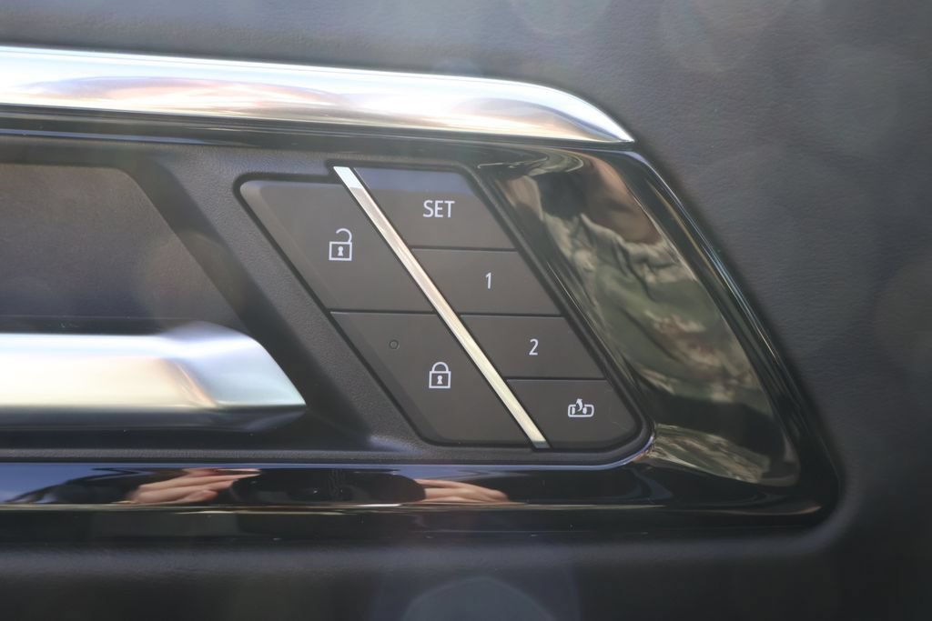New 2026 Chevrolet Suburban Premier AWD/4WD image 20