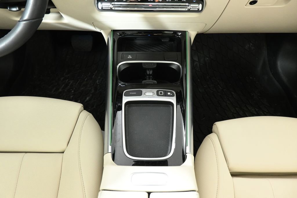 Certified 2025 Mercedes-Benz GLA 250 4MATIC image 25