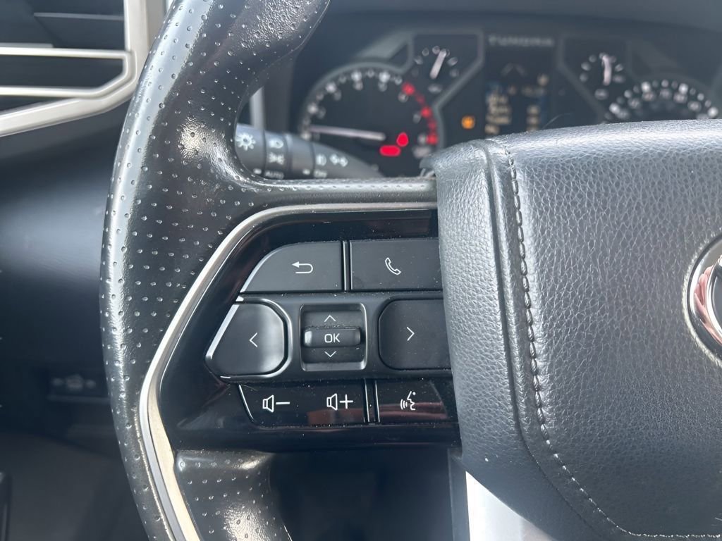 Used 2022 Toyota Tundra SR5 w/ SR5 Convenience Package image 21