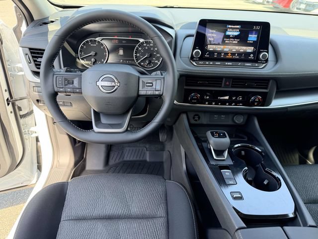 New 2026 Nissan Rogue SV FWD image 17