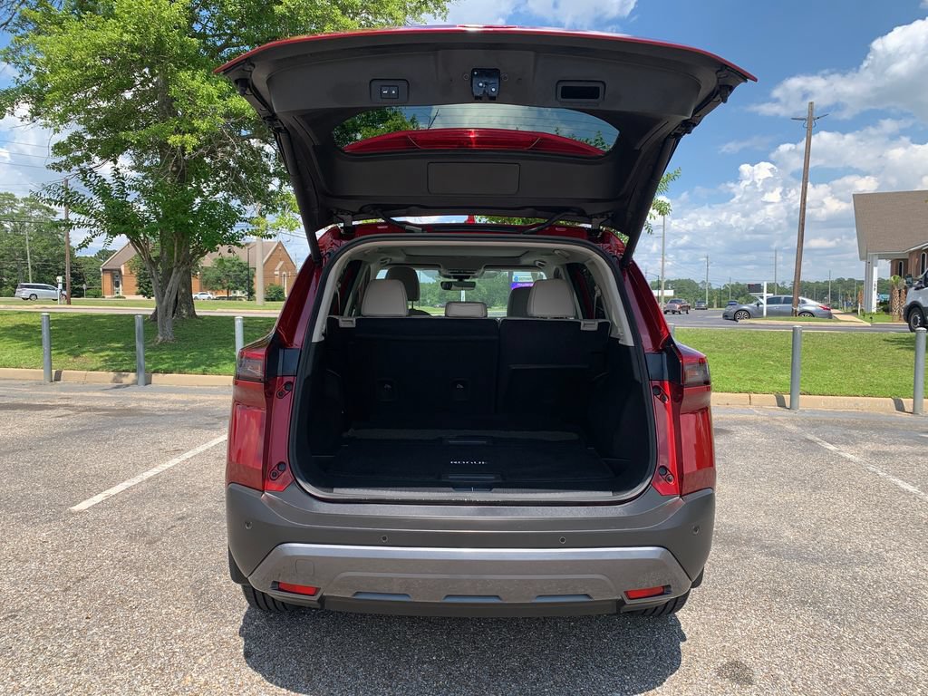 Used 2023 Nissan Rogue SL w/ SL Premium Package FWD image 7