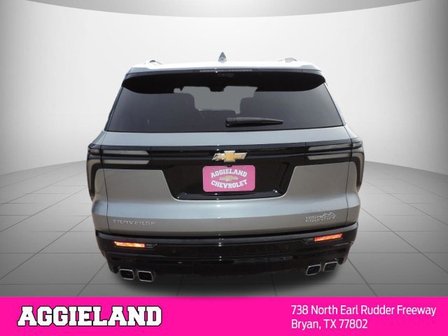 Used 2025 Chevrolet Traverse High Country FWD image 5