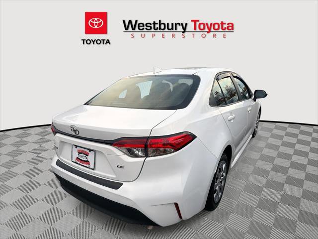 Certified 2024 Toyota Corolla LE image 5