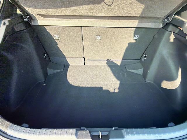 Used 2021 Toyota Corolla SE w/ Special Edition image 24