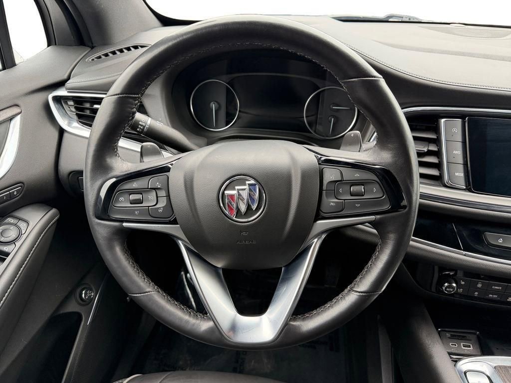 Used 2022 Buick Enclave Avenir w/ Avenir Technology Package image 12