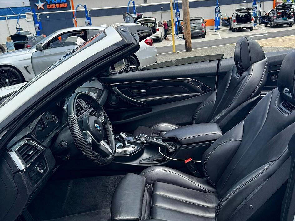 Used 2017 BMW M4 Convertible w/ Executive Package image 16