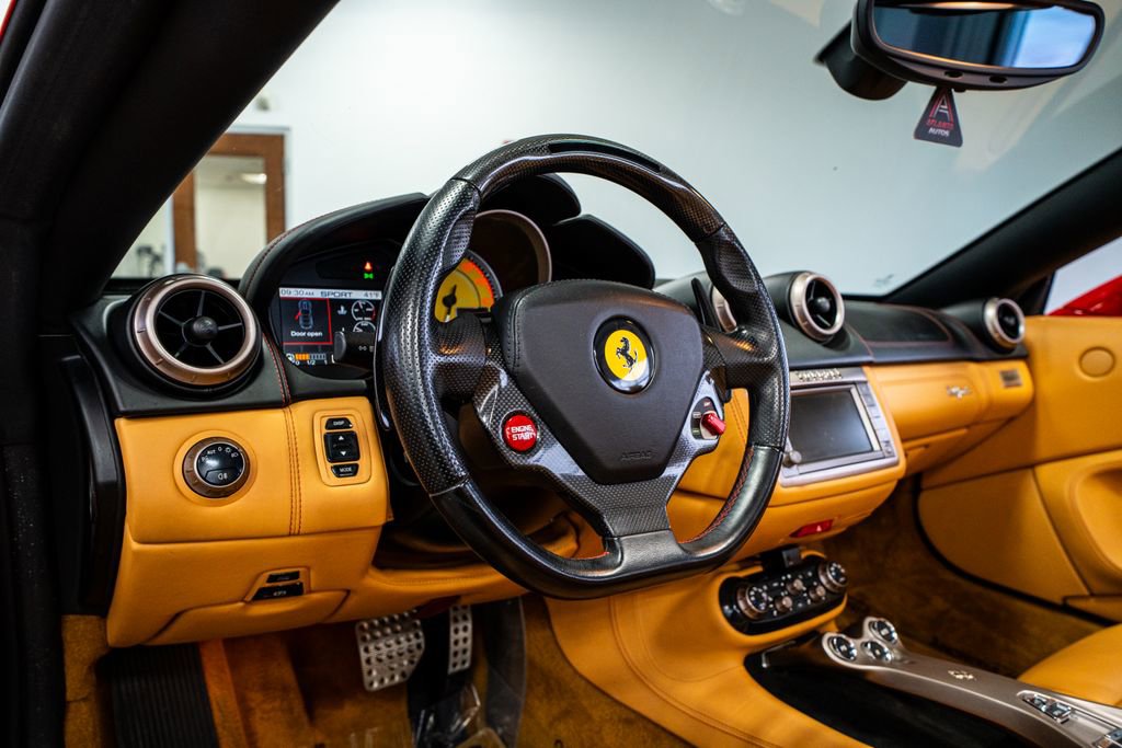 Used 2010 Ferrari California image 40