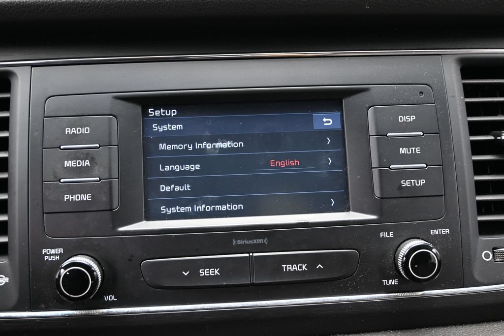 Used 2018 Kia Sedona L FWD image 23