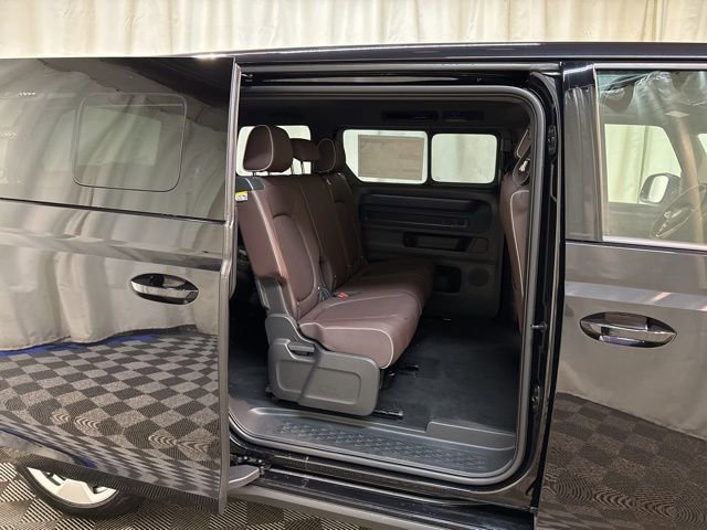 New 2025 Volkswagen ID. Buzz Pro S image 31