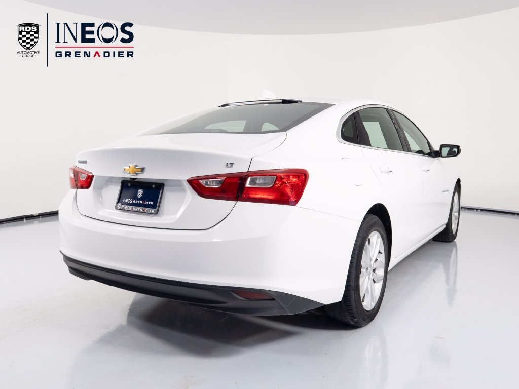 Used 2017 Chevrolet Malibu LT FWD image 7