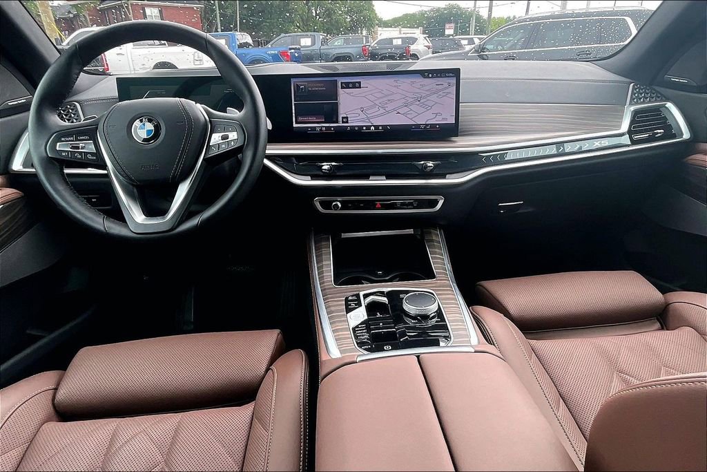 Used 2025 BMW X5 sDrive40i w/ Premium Package RWD image 6