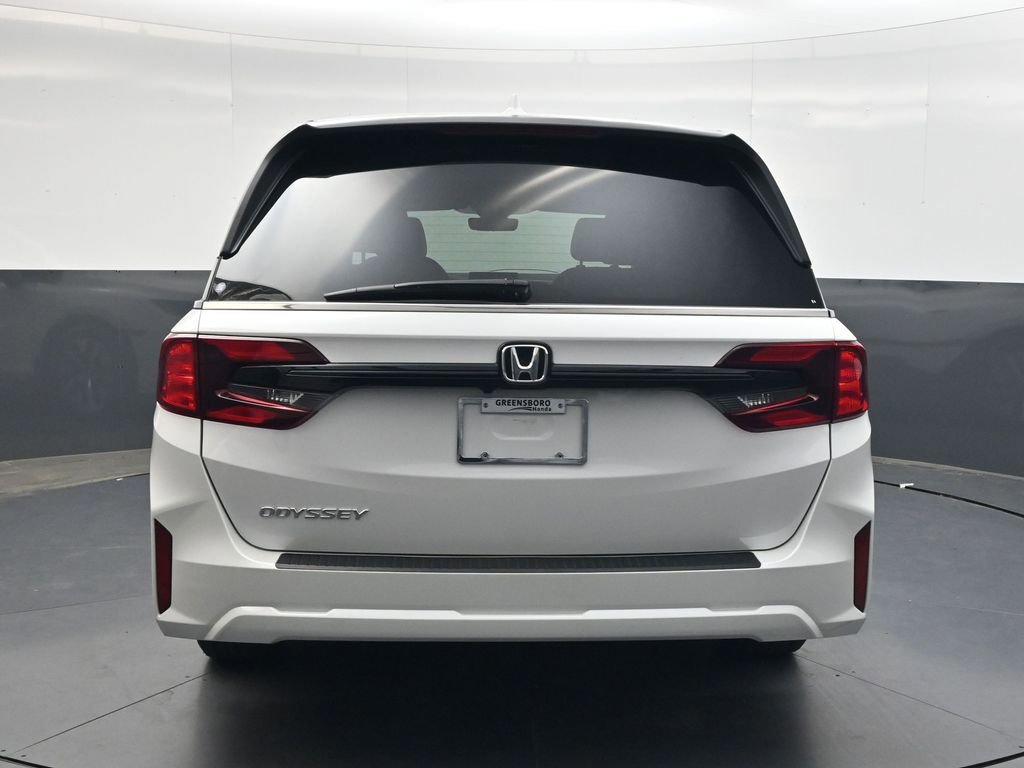 Certified 2026 Honda Odyssey EX-L image 5