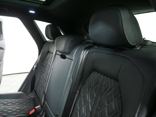 New 2026 Audi SQ5 Premium Plus image 21