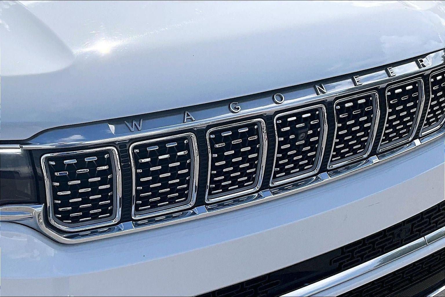 Used 2023 Jeep Grand Wagoneer L Series II AWD/4WD image 29