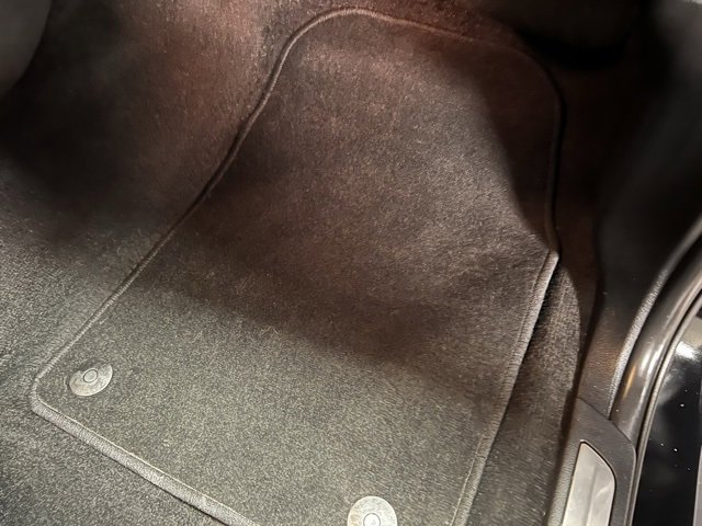 Used 2022 Jeep Grand Cherokee Limited image 31