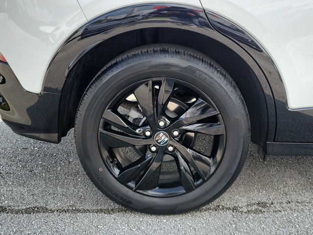 Used 2024 Buick Encore GX Sport Touring w/ Comfort Package FWD image 5