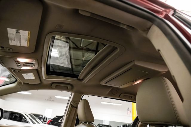 Used 2019 Toyota Sienna XLE Premium FWD image 5