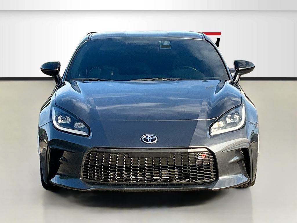 Used 2024 Toyota GR86 Premium RWD image 2