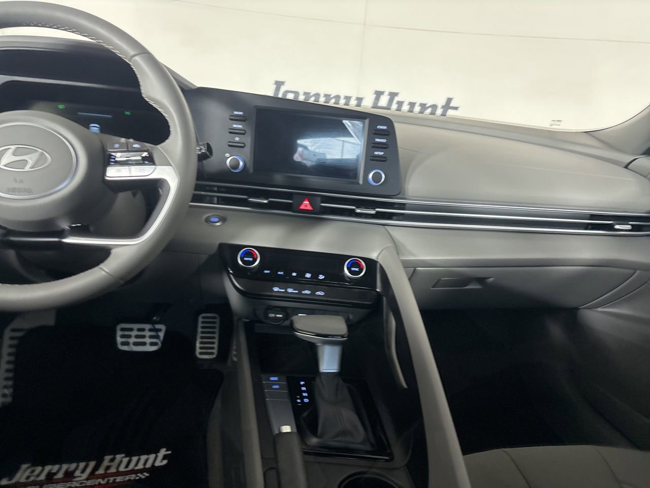 Used 2026 Hyundai Elantra Sport w/ Cargo Package image 20