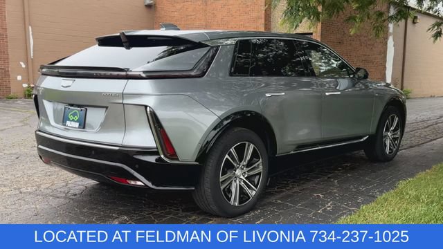 Used 2024 Cadillac Lyriq Luxury AWD/4WD image 8