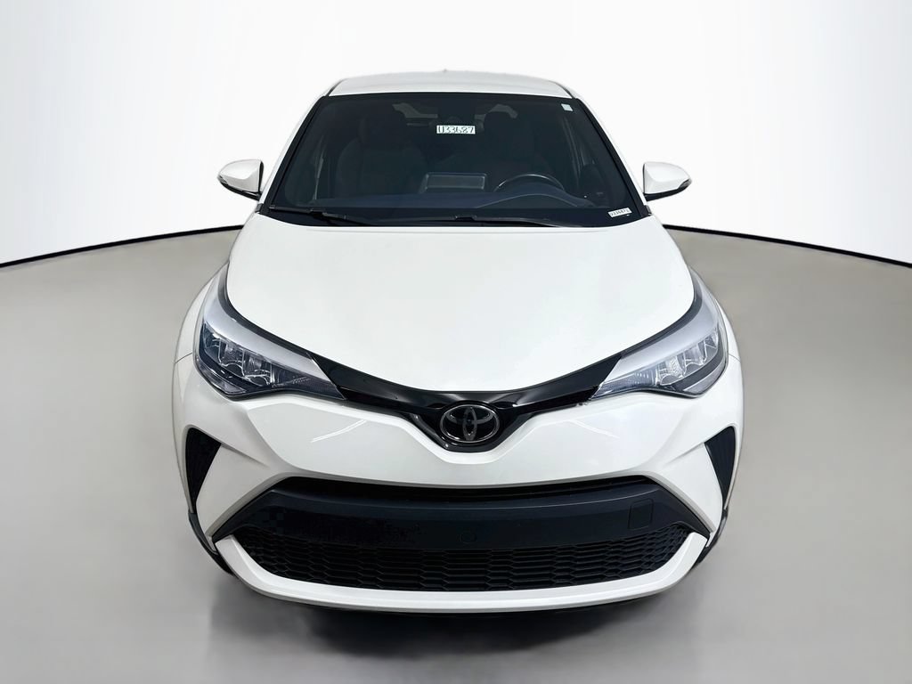 Used 2021 Toyota C-HR XLE FWD image 2