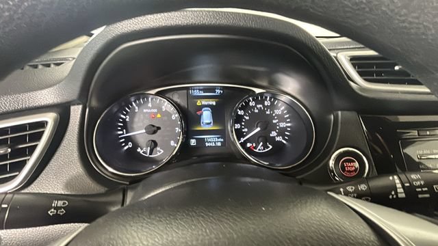 Used 2015 Nissan Rogue SV AWD/4WD image 18