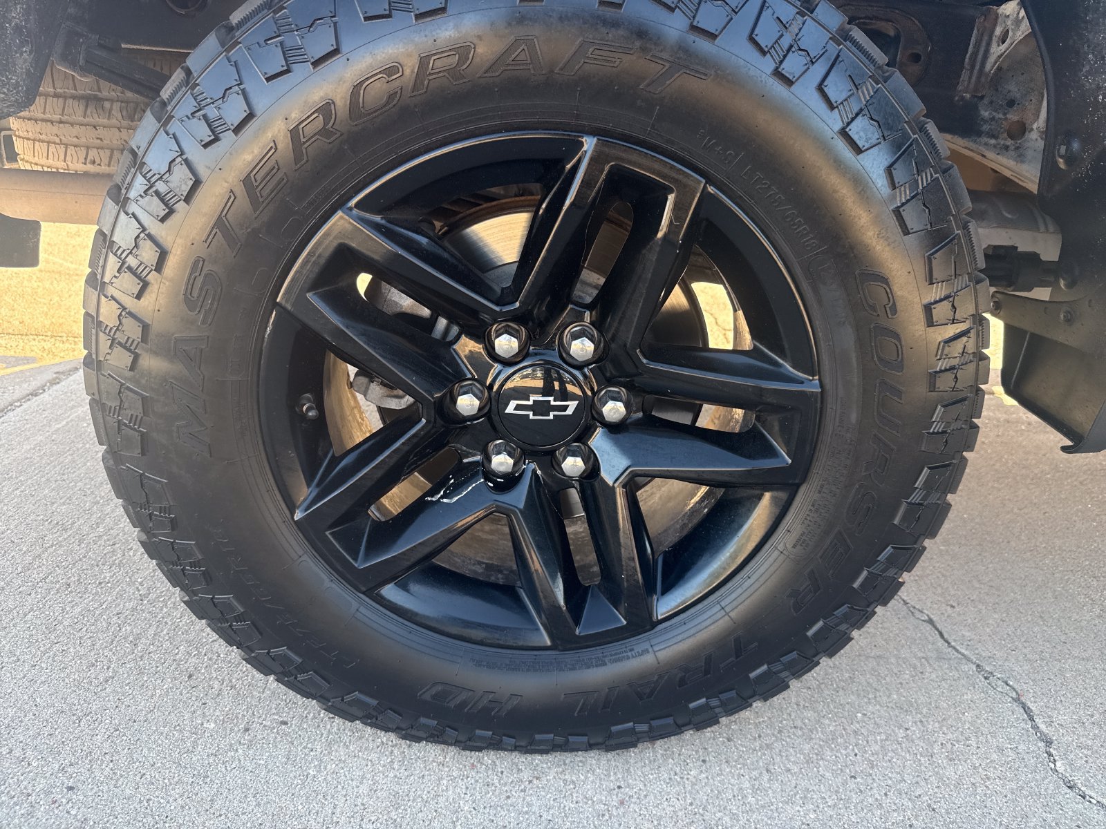 Used 2021 Chevrolet Silverado 1500 Custom Trail Boss w/ Safety Confidence Package AWD/4WD image 28