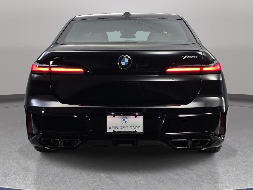 New 2026 BMW 760i xDrive w/ Executive Package AWD/4WD image 6