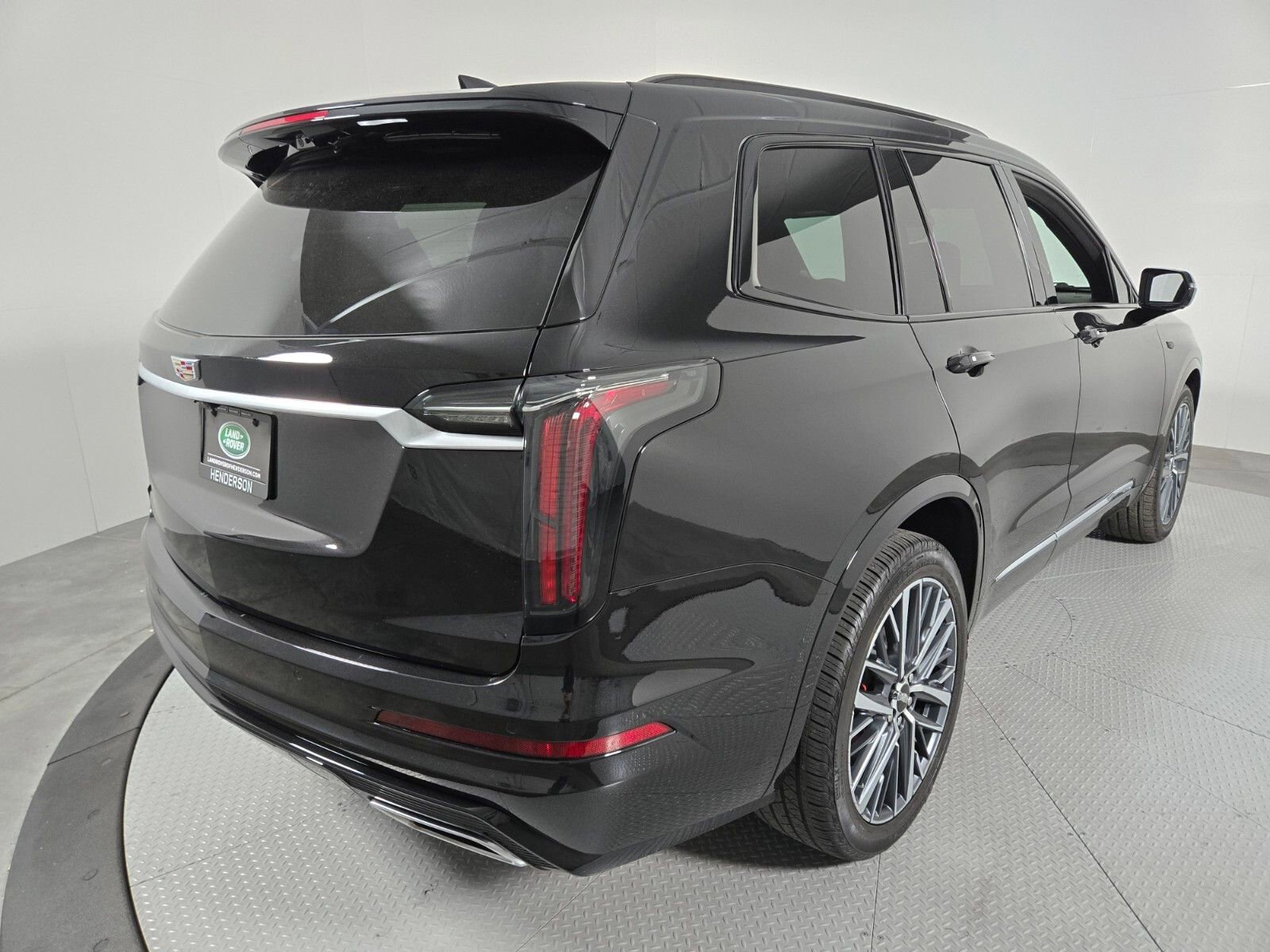 Used 2024 Cadillac XT6 Sport w/ Platinum Package AWD/4WD video 2