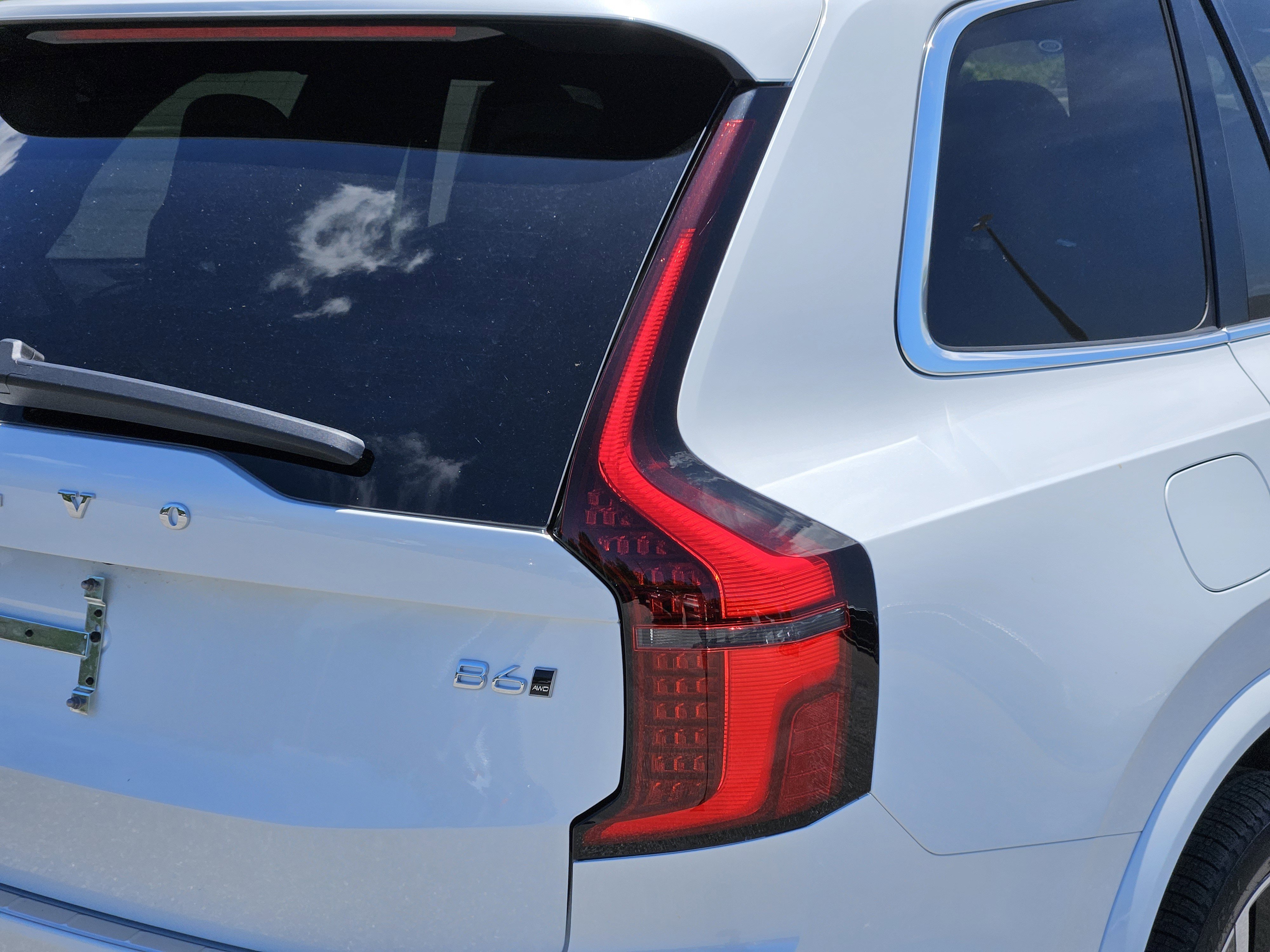 New 2026 Volvo XC90 B6 Plus w/ Protection Package Premier image 10