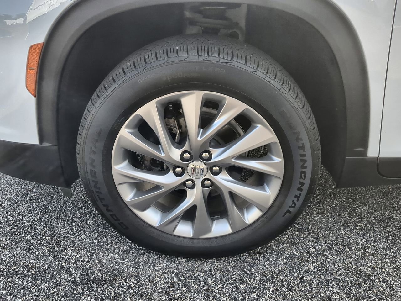 Used 2025 Buick Enclave Preferred w/ Power Package image 33