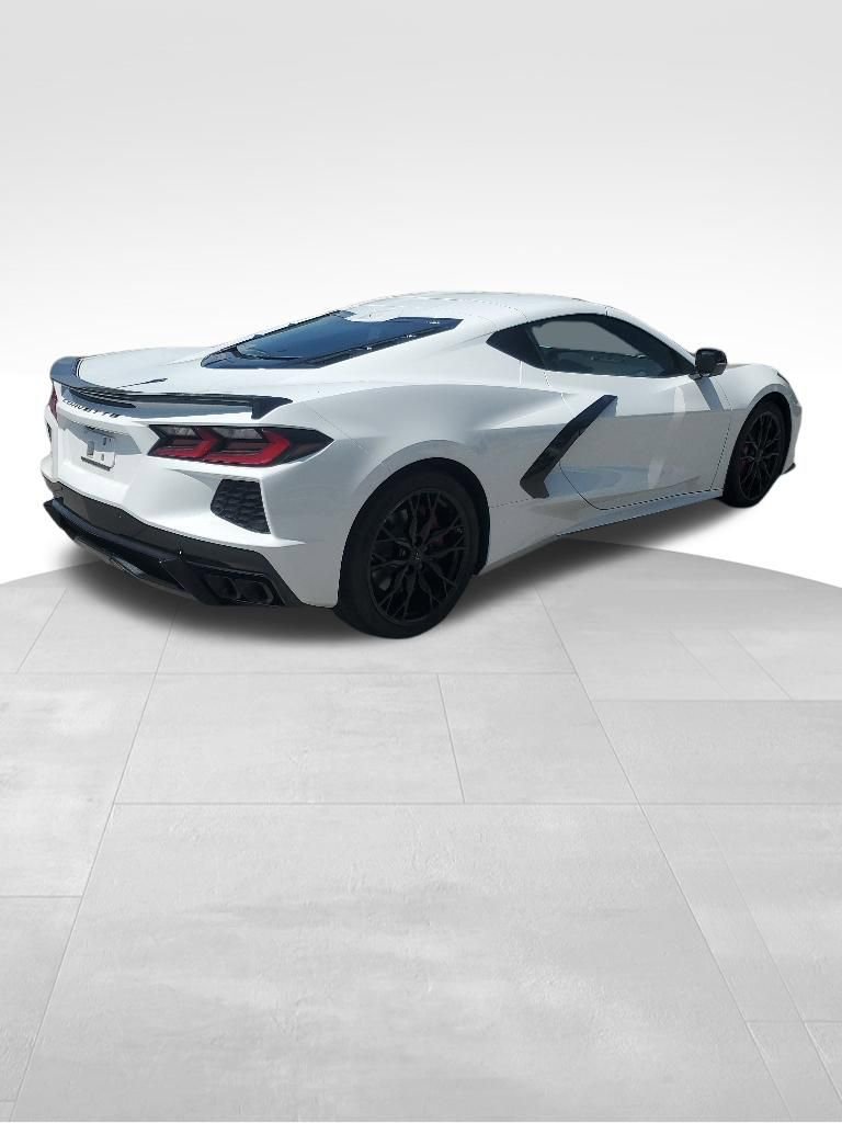 Used 2025 Chevrolet Corvette Stingray Coupe w/ Battery Protection Package RWD image 5