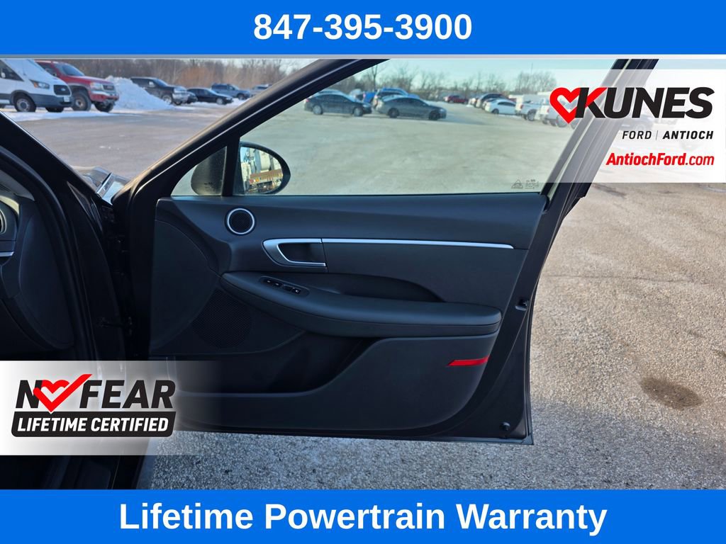 Used 2022 Hyundai Sonata SE w/ Preferred Accessory Package image 27