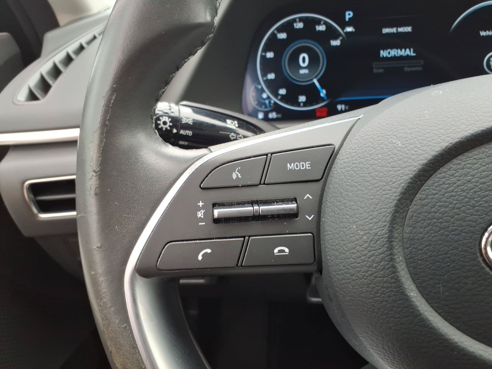 Certified 2023 Hyundai Sonata SEL w/ Convenience Package FWD image 28