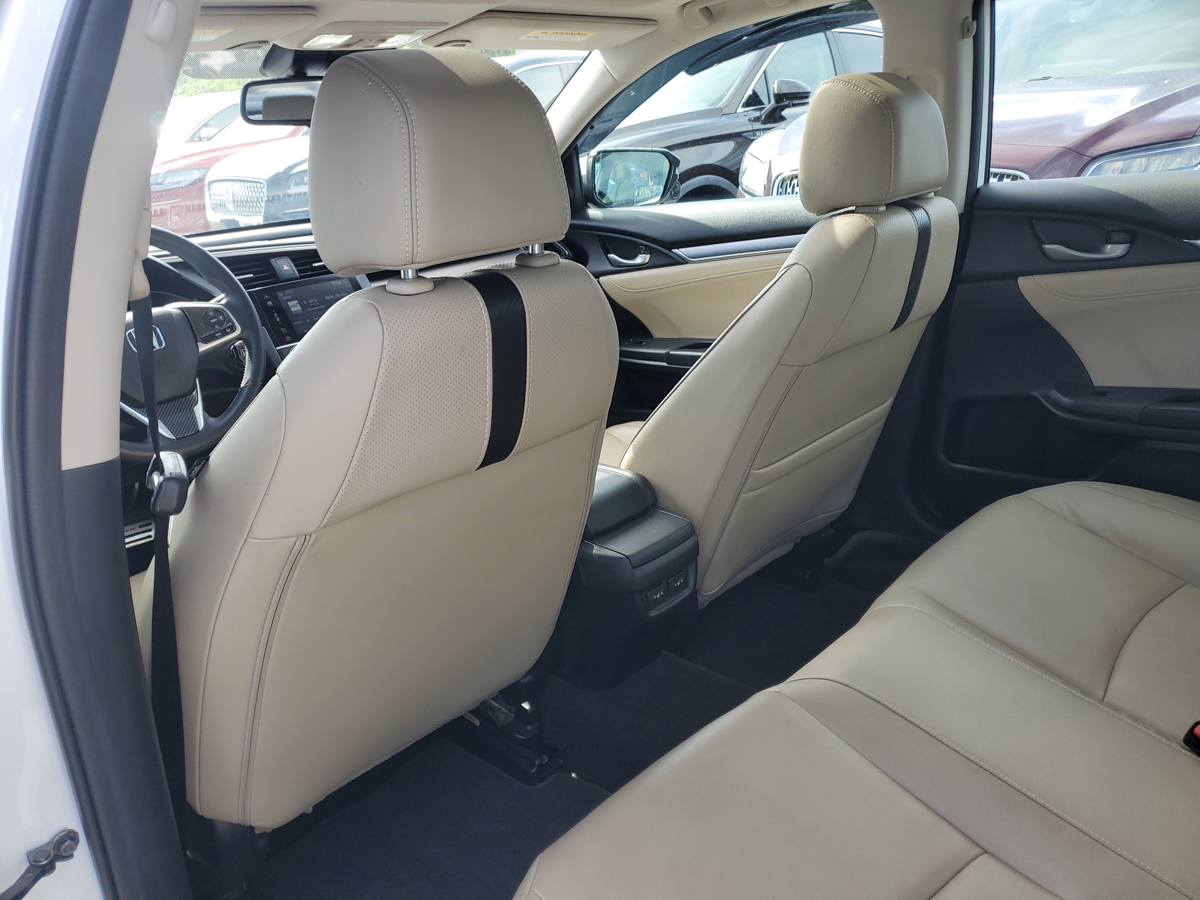 Used 2017 Honda Civic Touring image 10