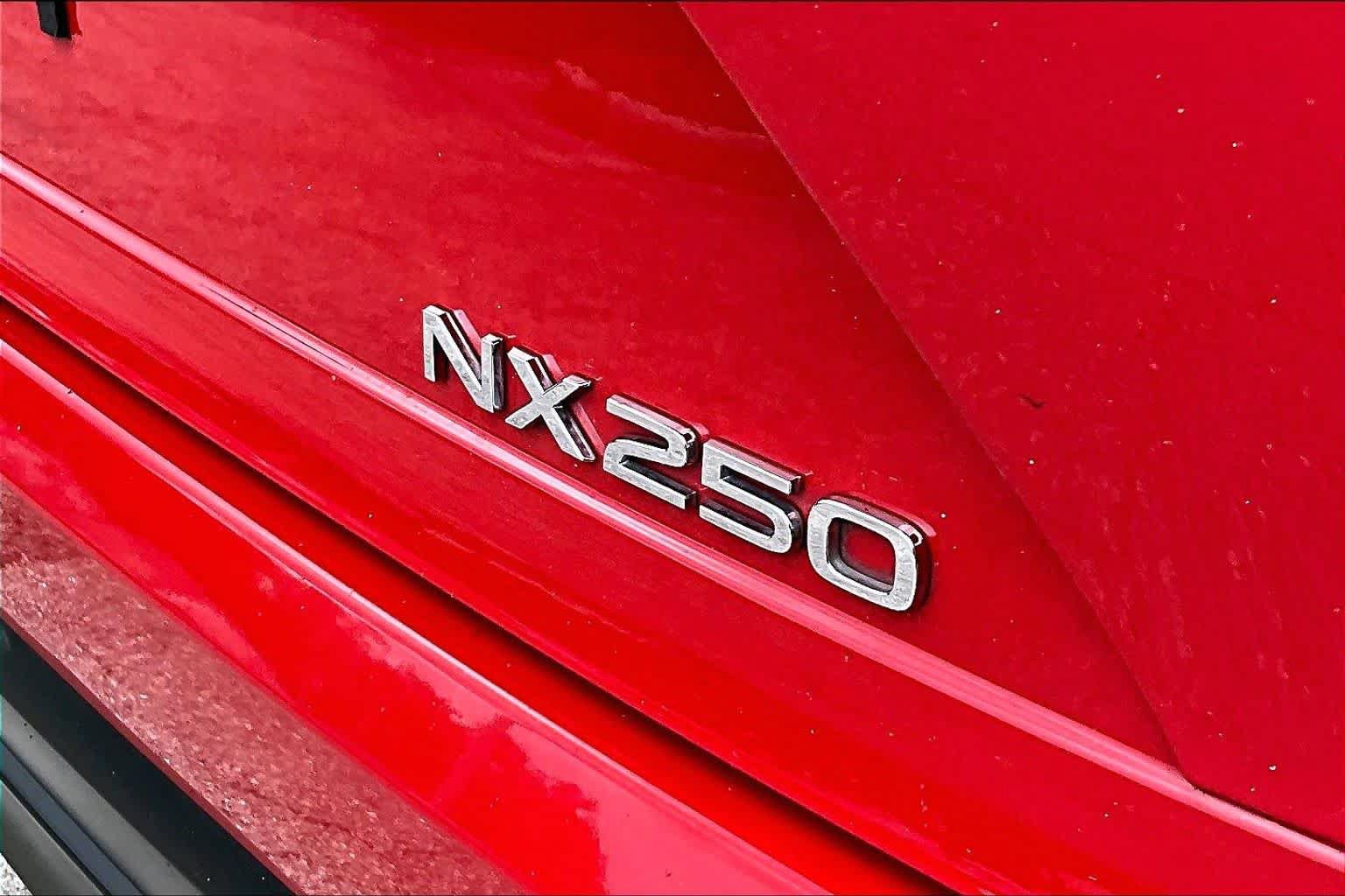 Used 2024 Lexus NX 250 FWD w/ Towing Package (2000 Lbs) image 10